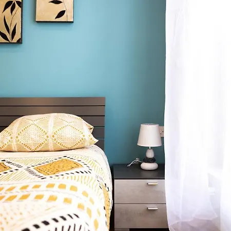 بيت للعطل Entire Luxury Townhouse Steps From *