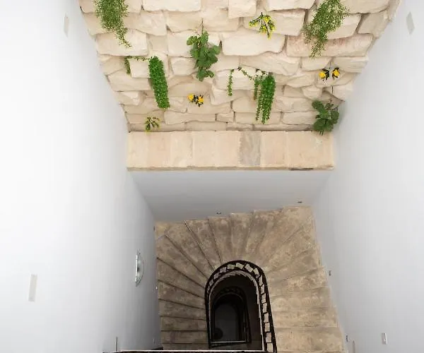 Entire Luxury Townhouse Steps From Sliema