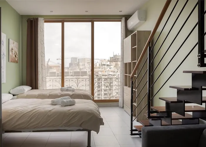 Entire Luxury Townhouse Steps From Sliema