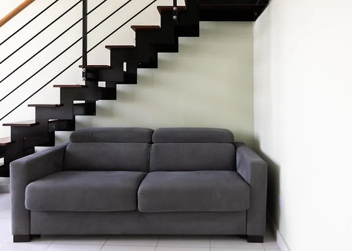 Vakantiehuis Entire Luxury Townhouse Steps From Sliema